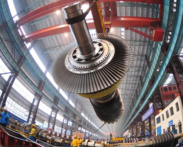 燃機(jī)發(fā)展新業(yè)績(jī)國(guó)內(nèi)首臺(tái)m701j燃?xì)廨啓C(jī)在東方汽輪機(jī)完成制造